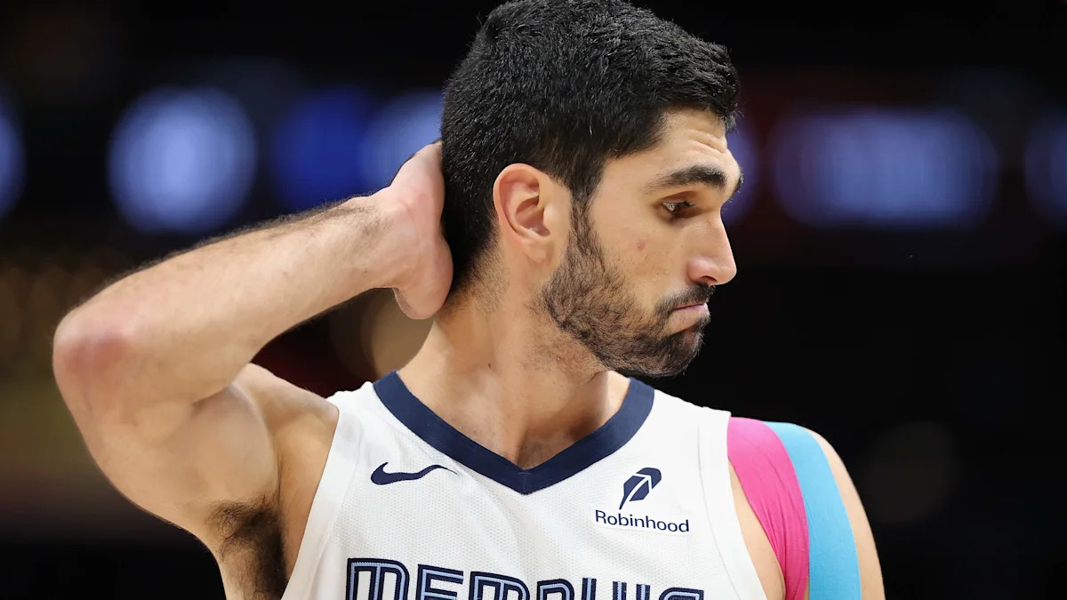 Mavericks’ Santi Aldama Makes Major Basketball Decision After Knee Surgery — Yahoo Sports